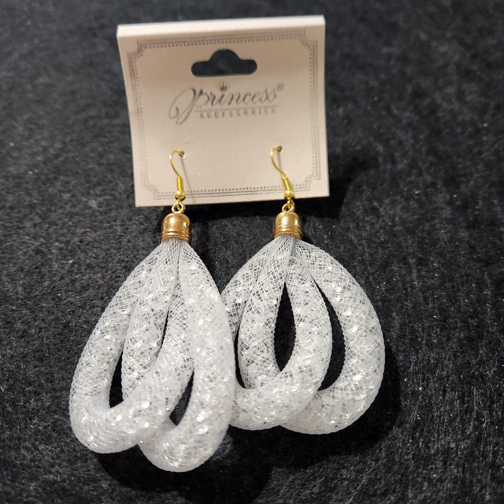 White Mesh Teardrop Earrings